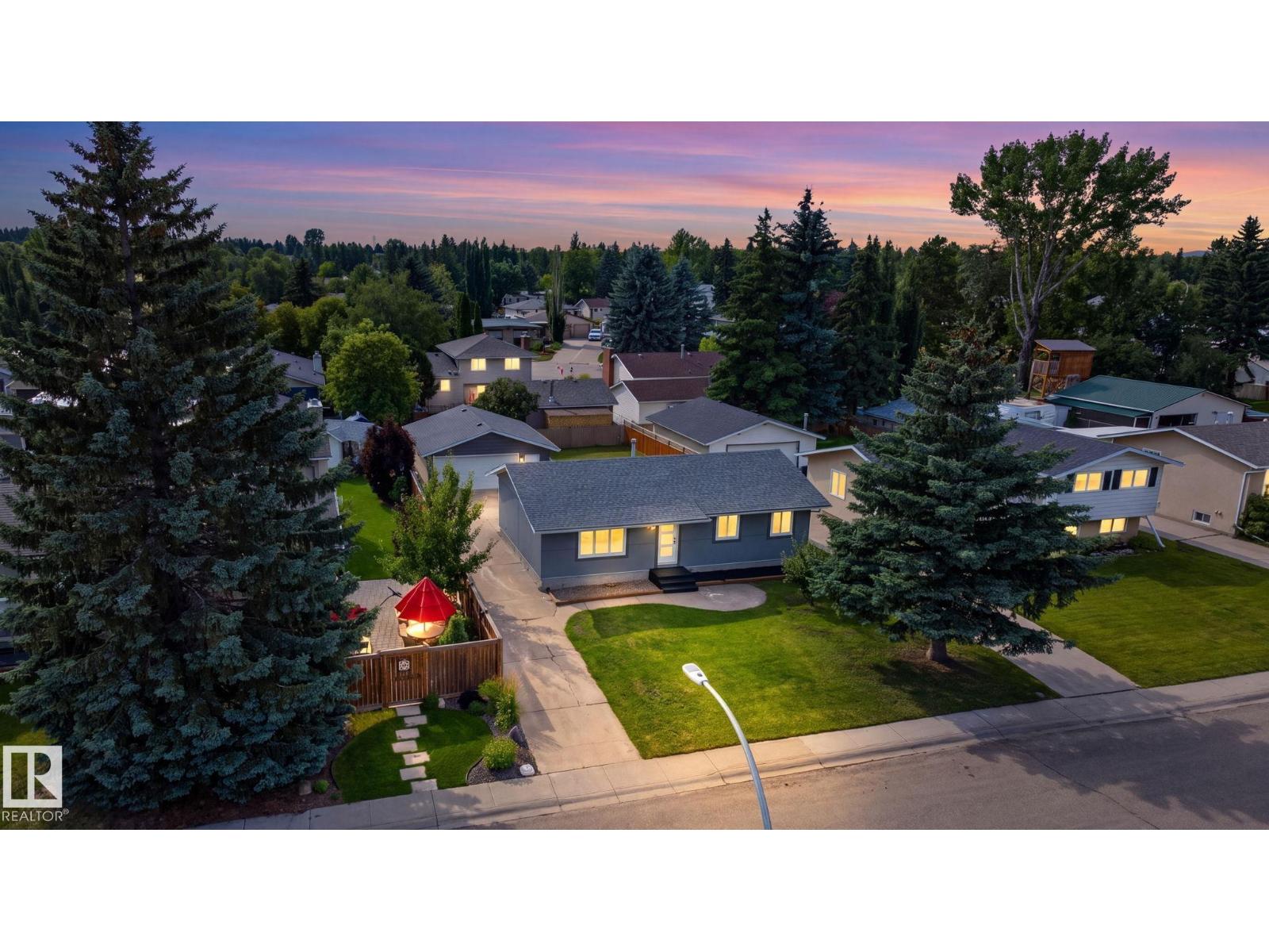 4 GLACIER CR, Glen Allan, Sherwood Park photo 1