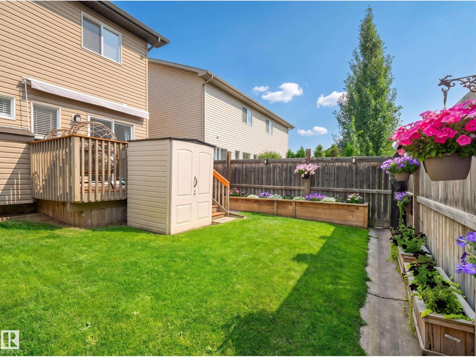 #10 85 SPRUCE VILLAGE DR W - 34