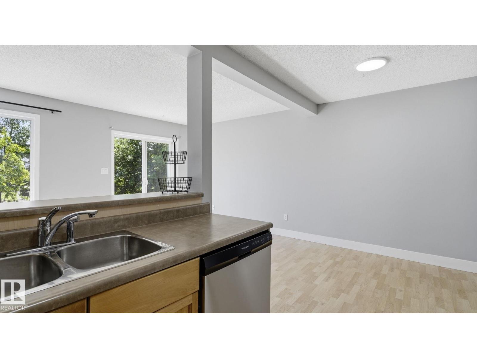 5507 163 AV NW, Hollick-Kenyon, Edmonton photo 5