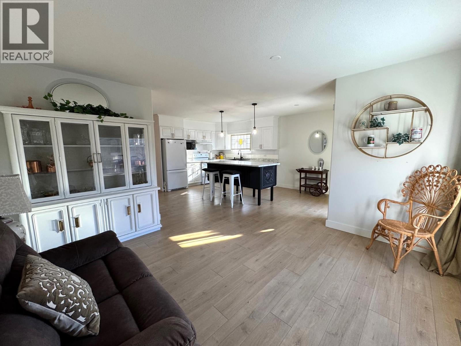 17 2250 Louie Drive, West Kelowna