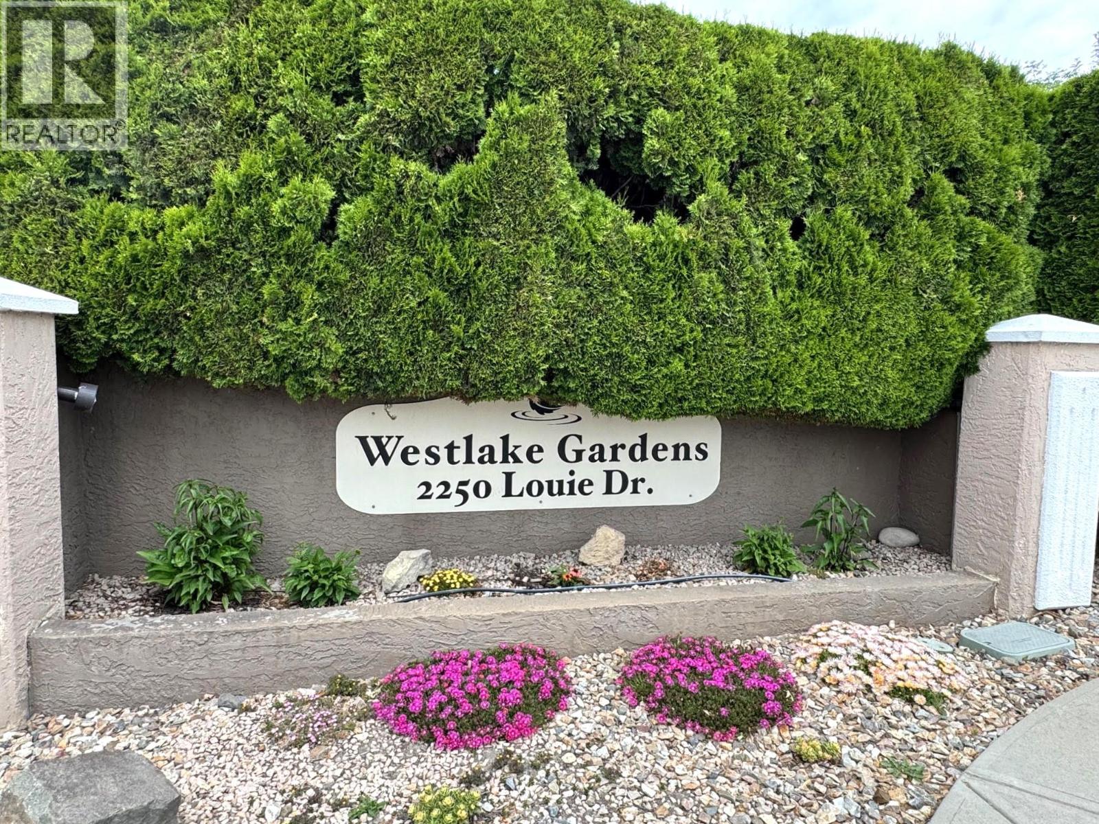 17 2250 Louie Drive, West Kelowna
