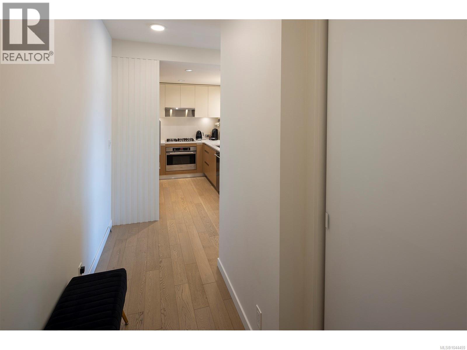 502 1033 Cook Street, Victoria