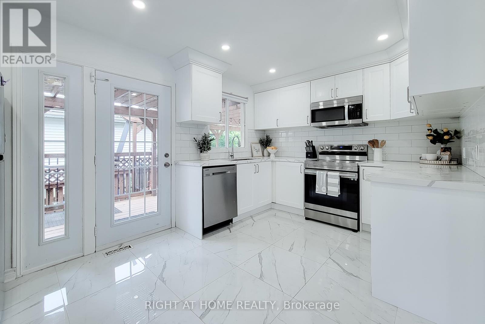 62 HAZEL STREET - 24