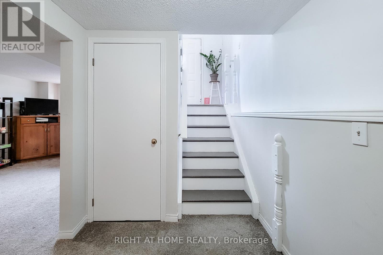 62 HAZEL STREET - Image 41