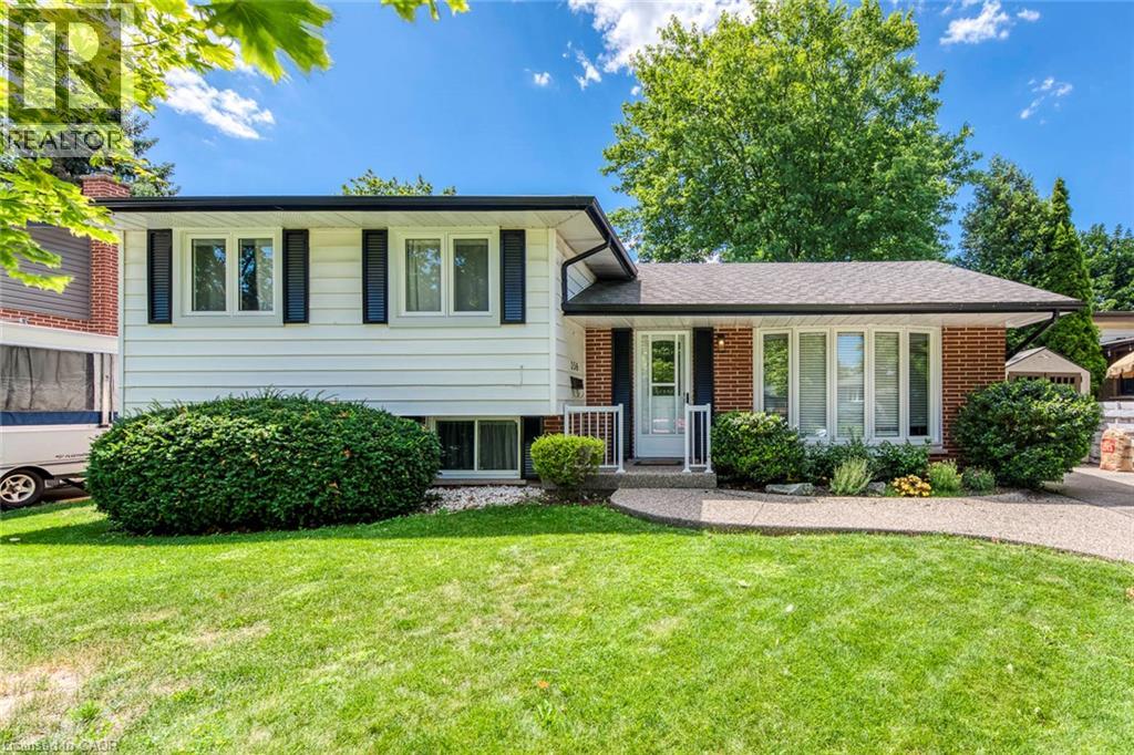 Photo of 356 DUNLOP Crescent