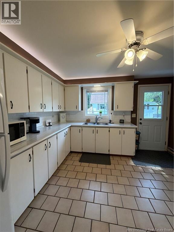 25 McNeish Road - 18