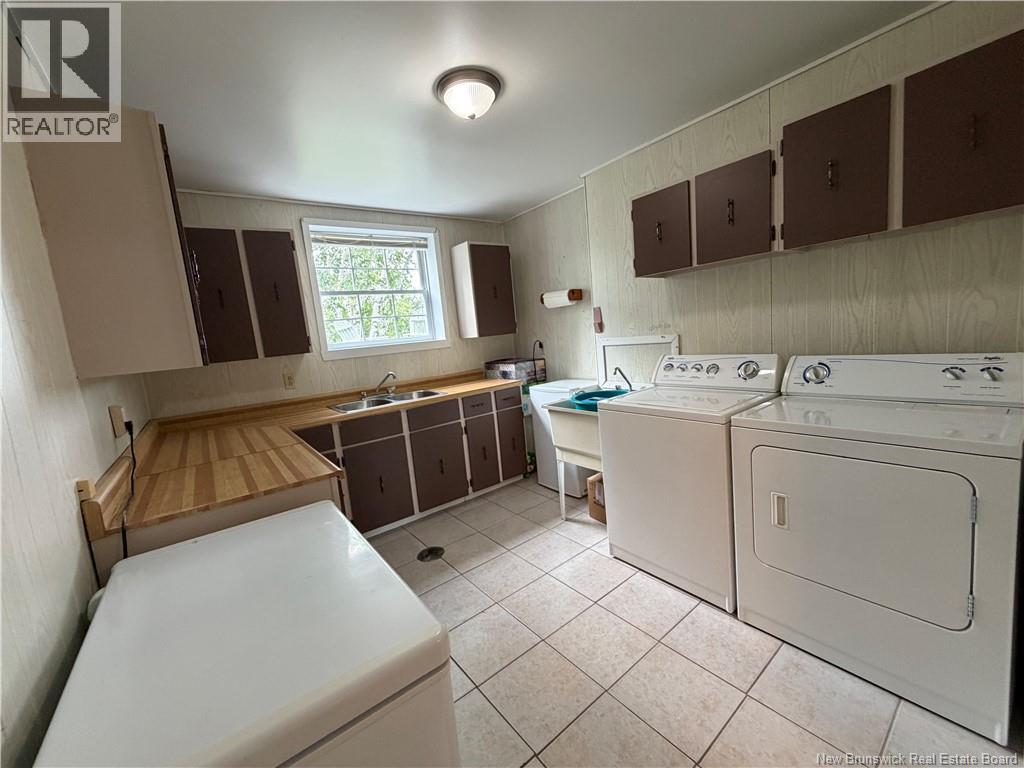 25 McNeish Road - 35