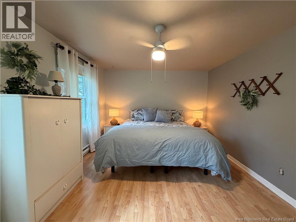 25 McNeish Road - 26