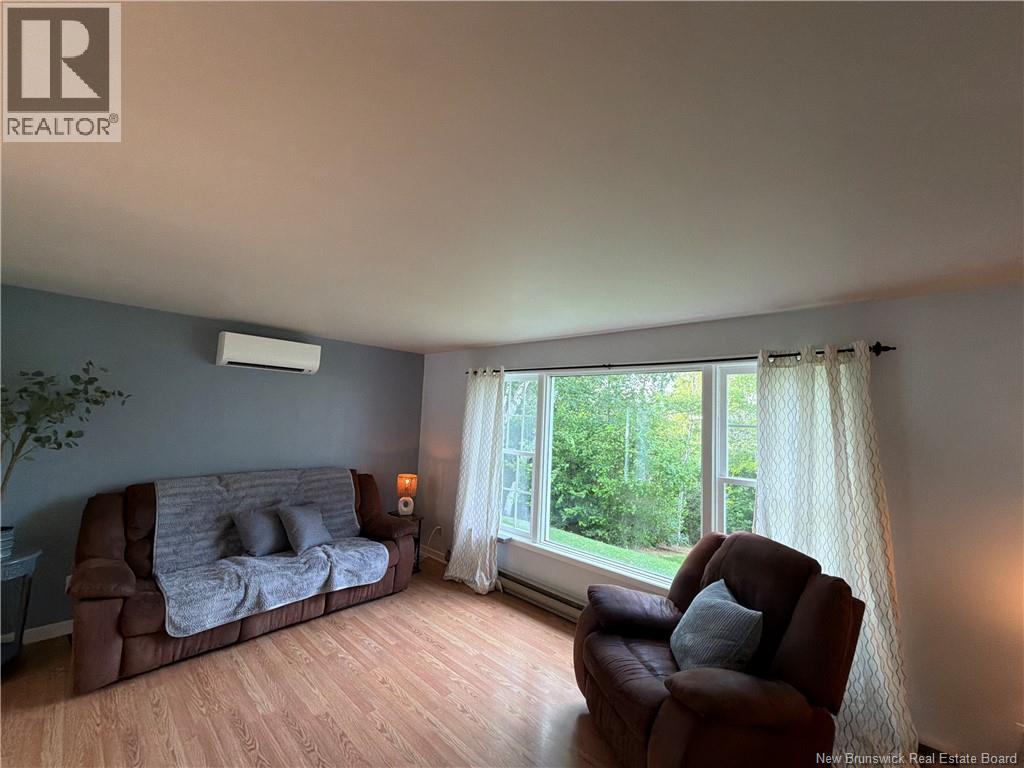 25 McNeish Road - 23