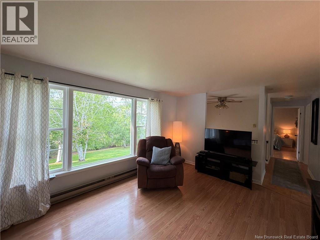 25 McNeish Road - 22
