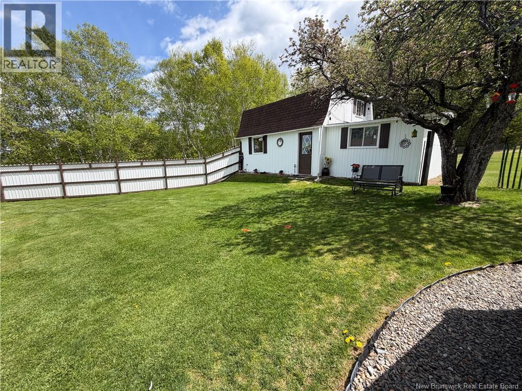 25 McNeish Road - 13