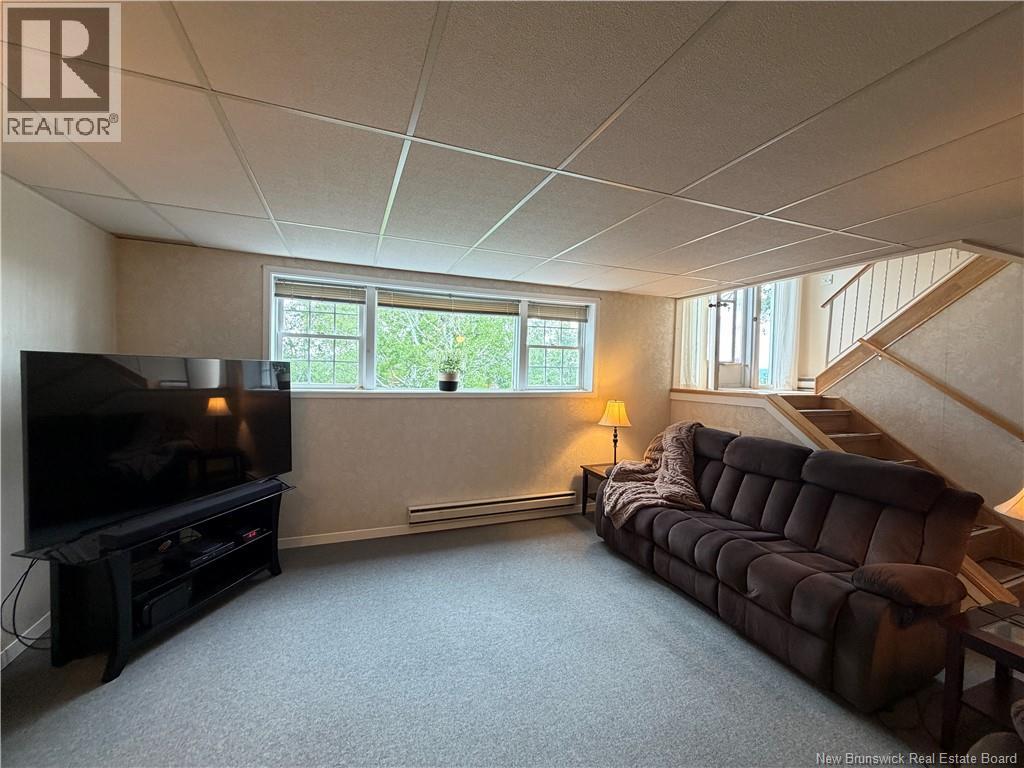 25 McNeish Road - 41