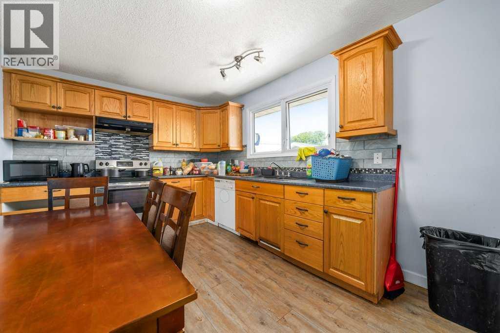 480 Hilton Crescent  NE - Image 8