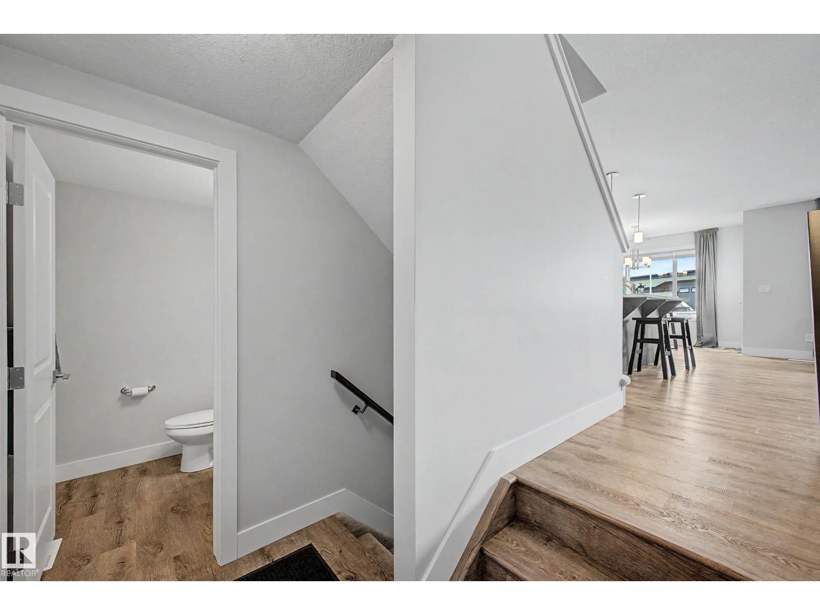 924 MORRIS WY - Image 18