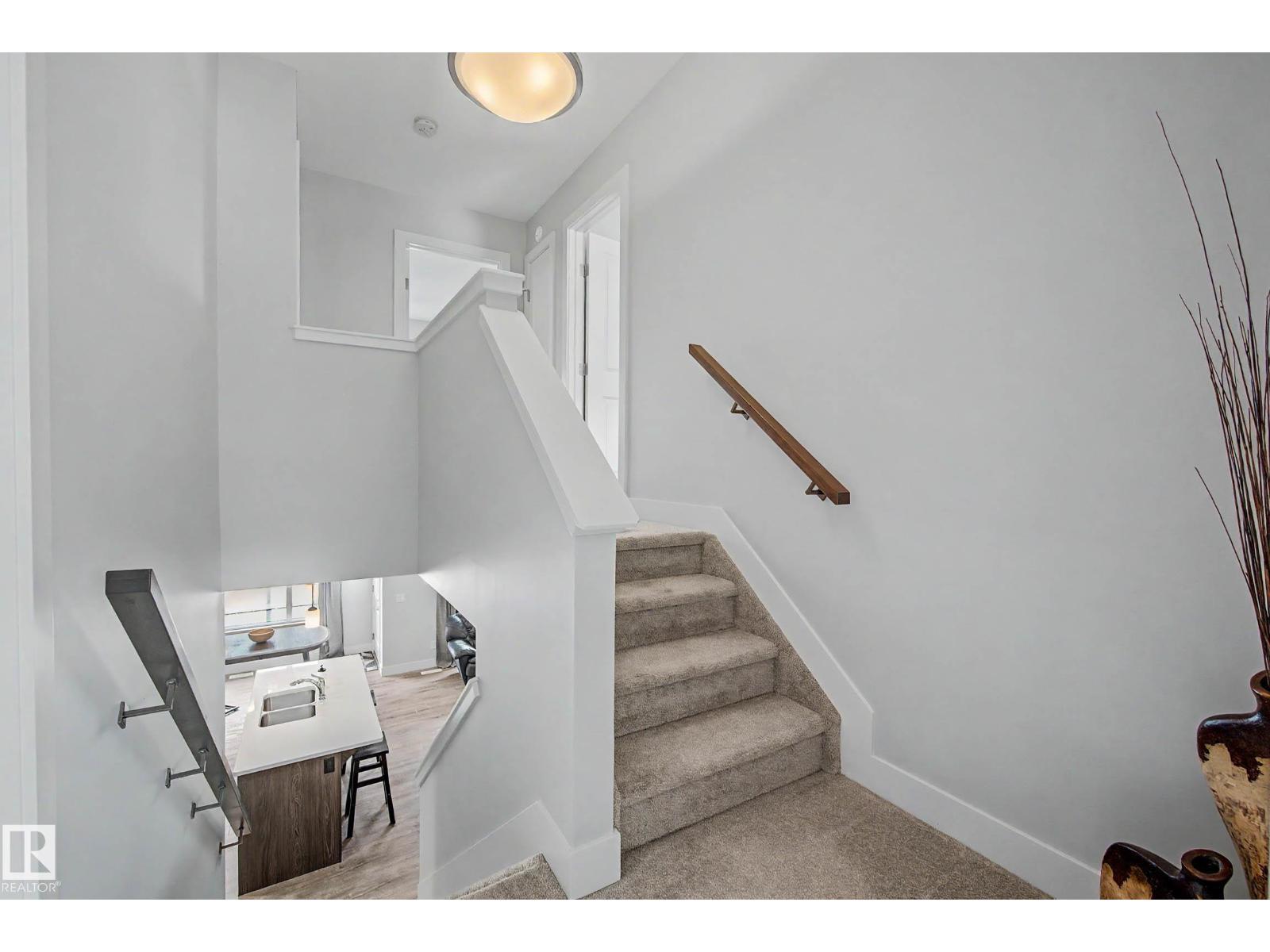 924 MORRIS WY - Image 24