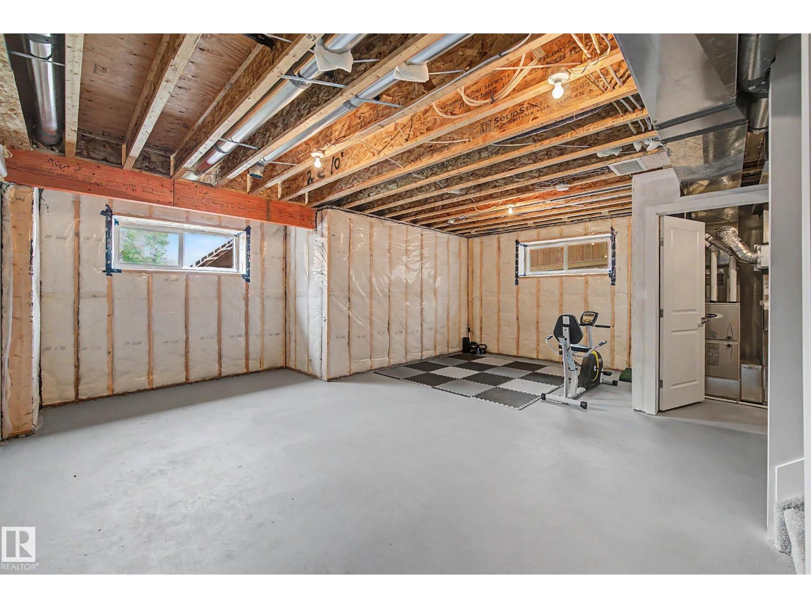 924 MORRIS WY - 33