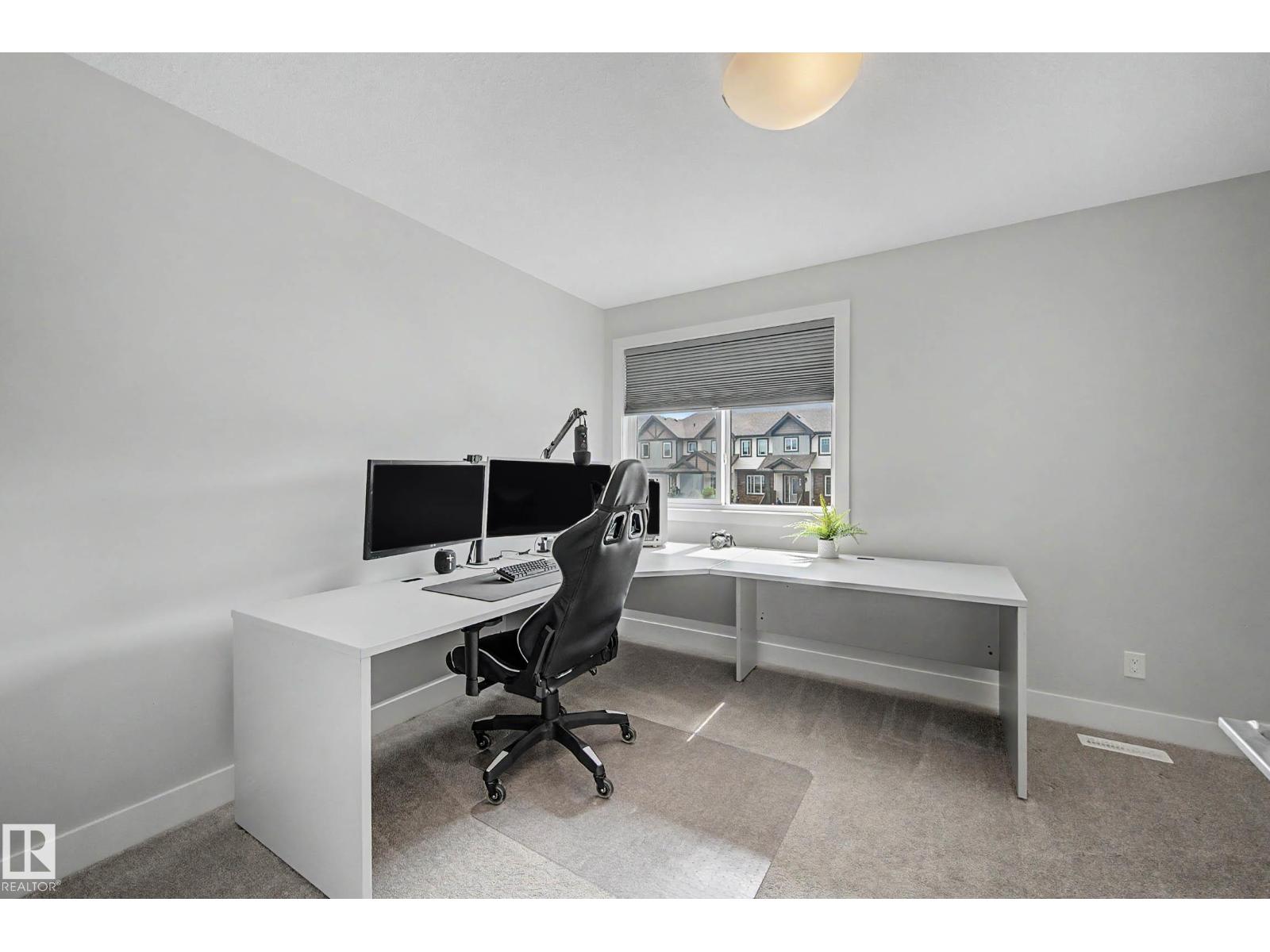 924 MORRIS WY - 21