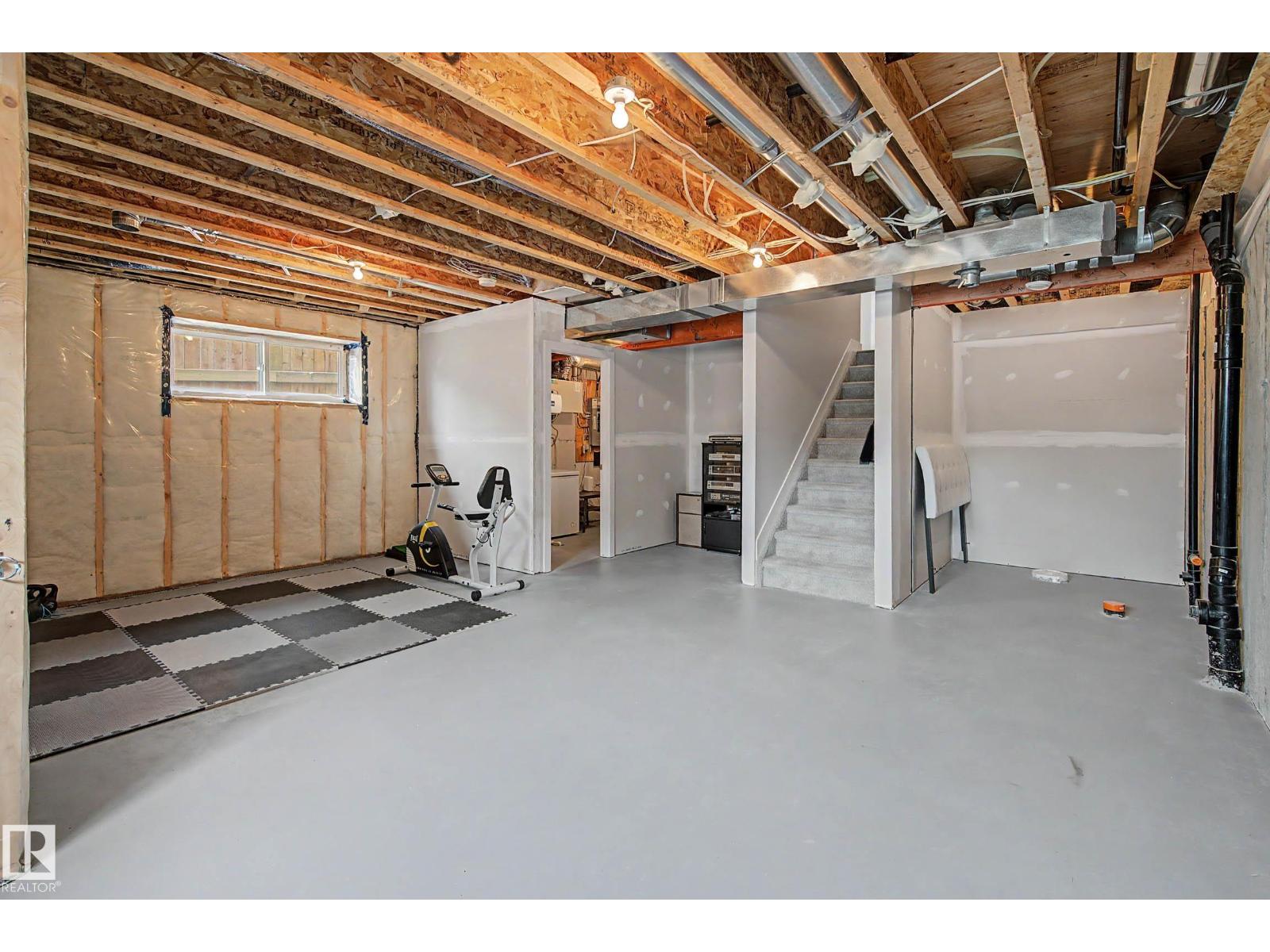 924 MORRIS WY - Image 34
