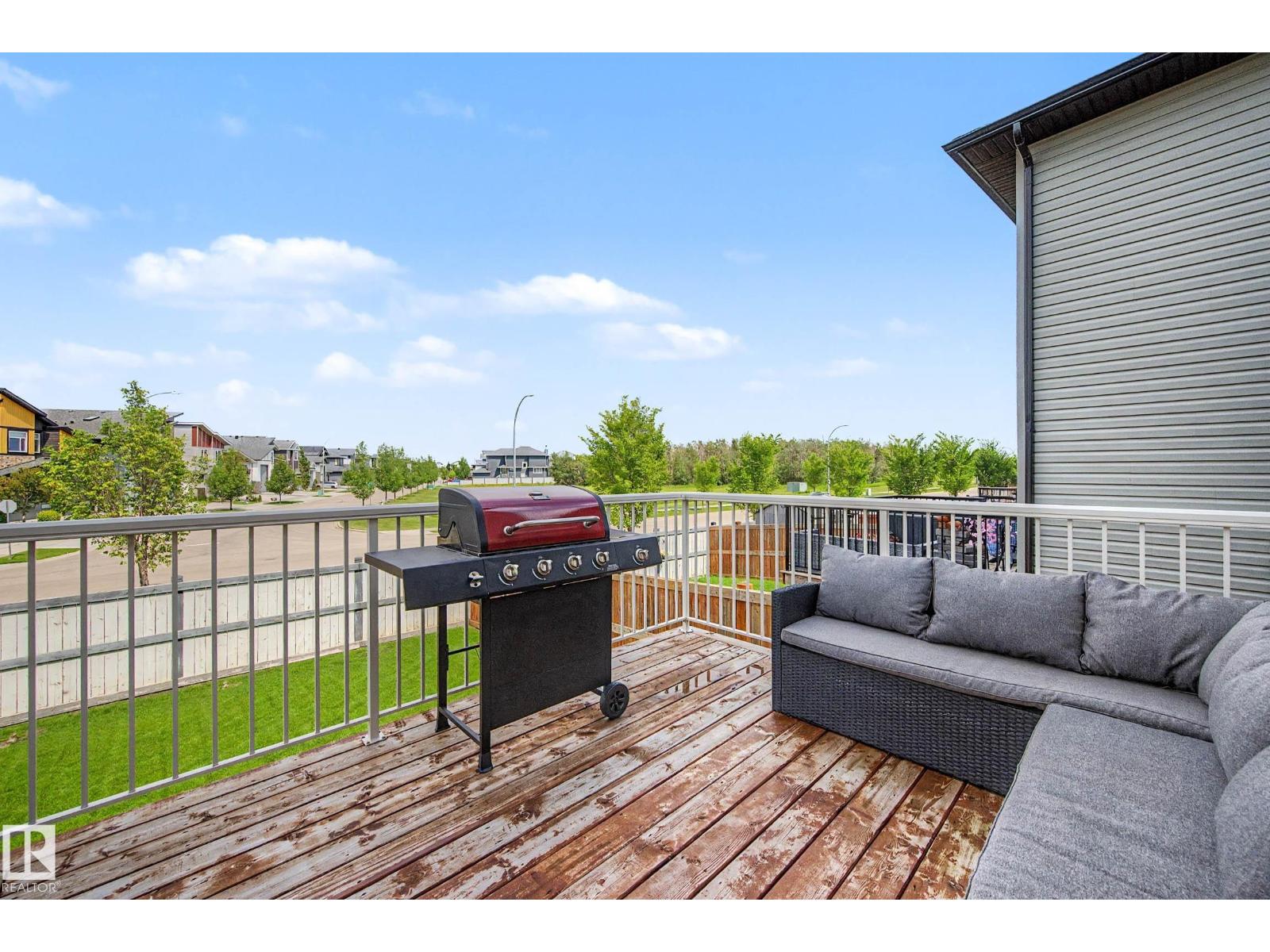 924 MORRIS WY - Image 37