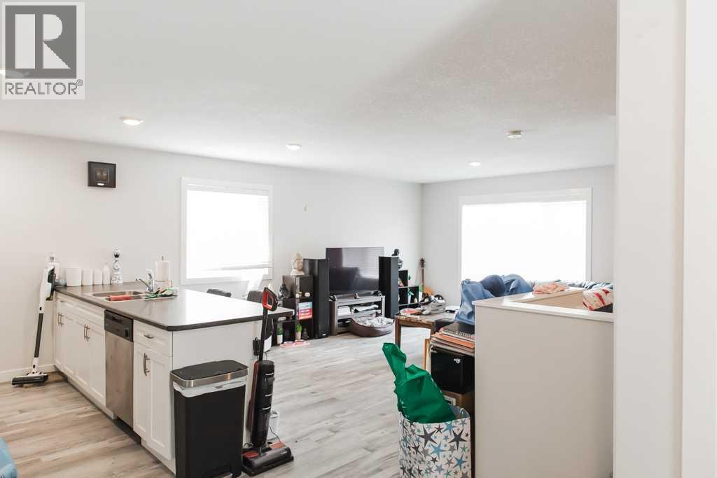 9514 112 Avenue - 28