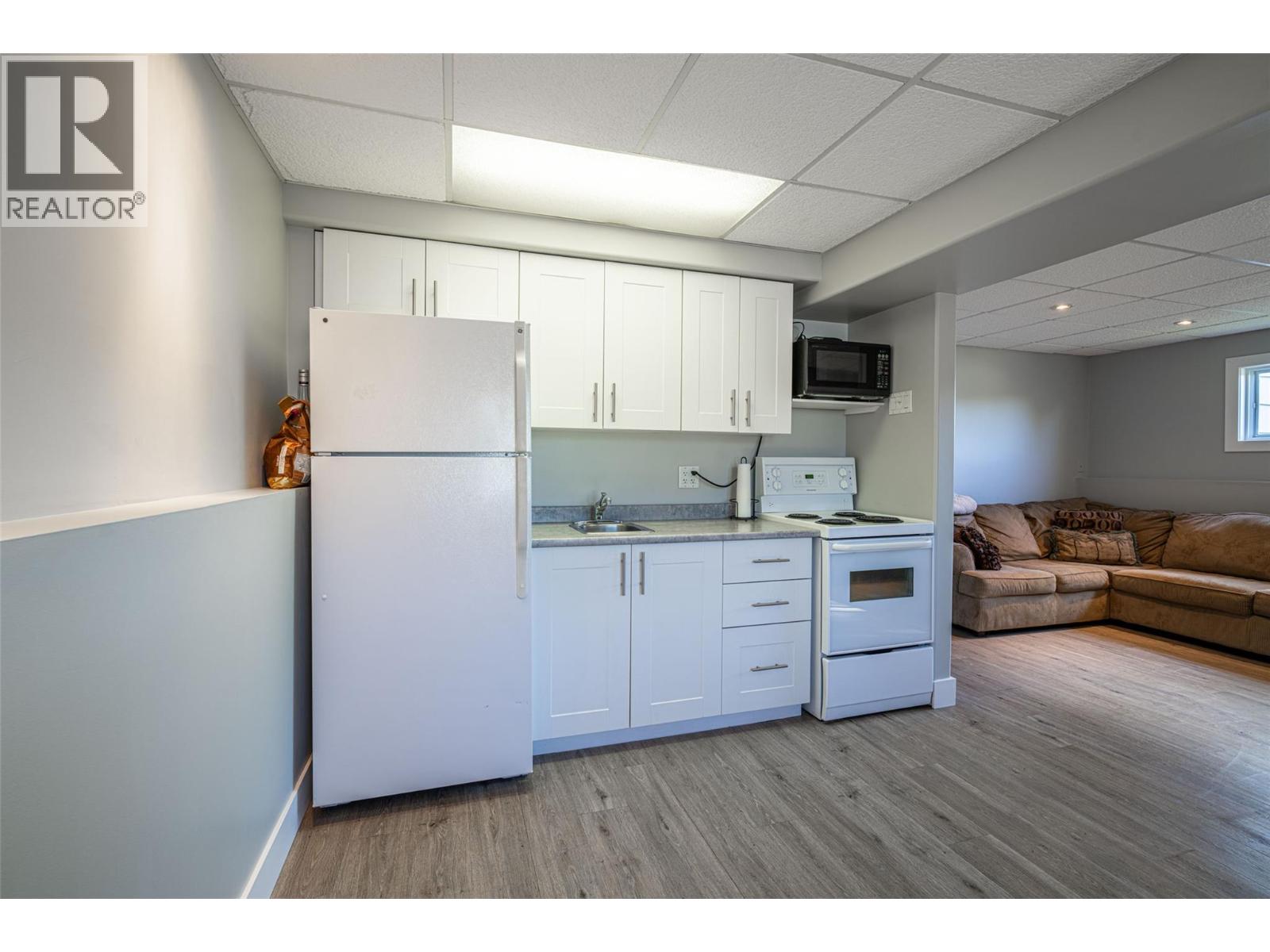  201 Mail Road, Kelowna