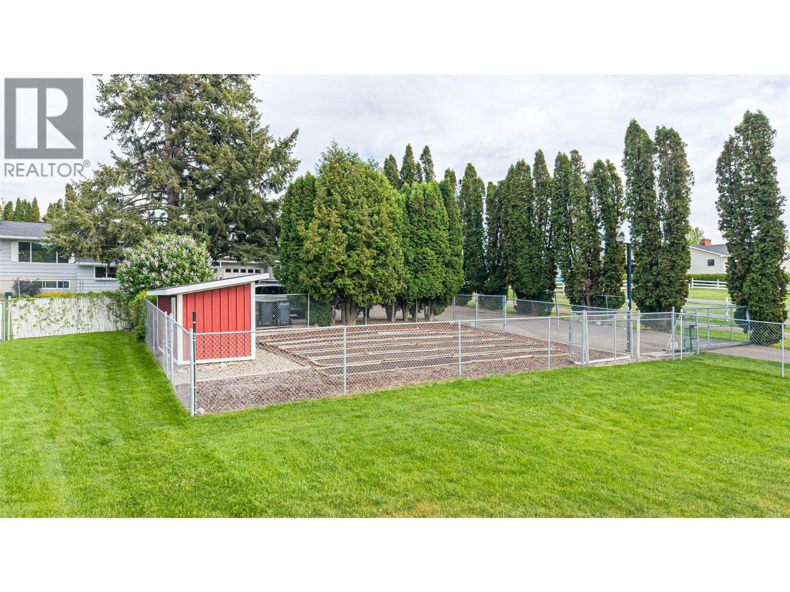  201 Mail Road, Kelowna