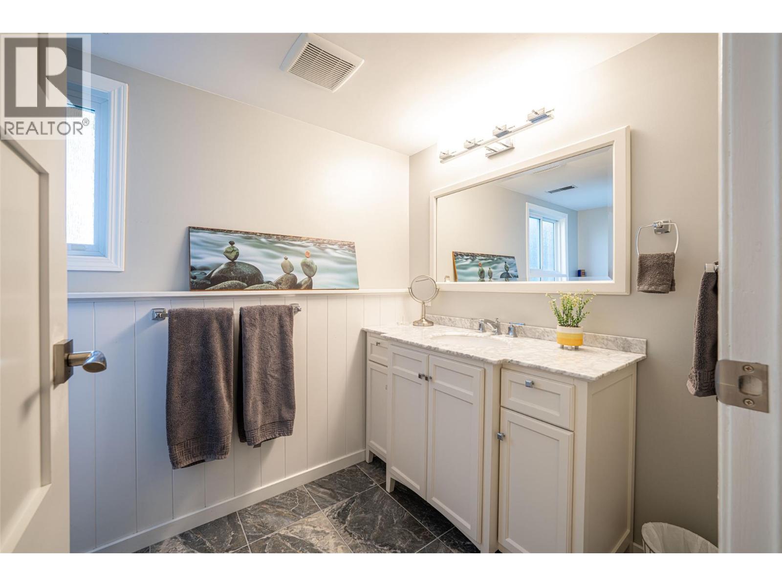 201 Mail Road, Kelowna
