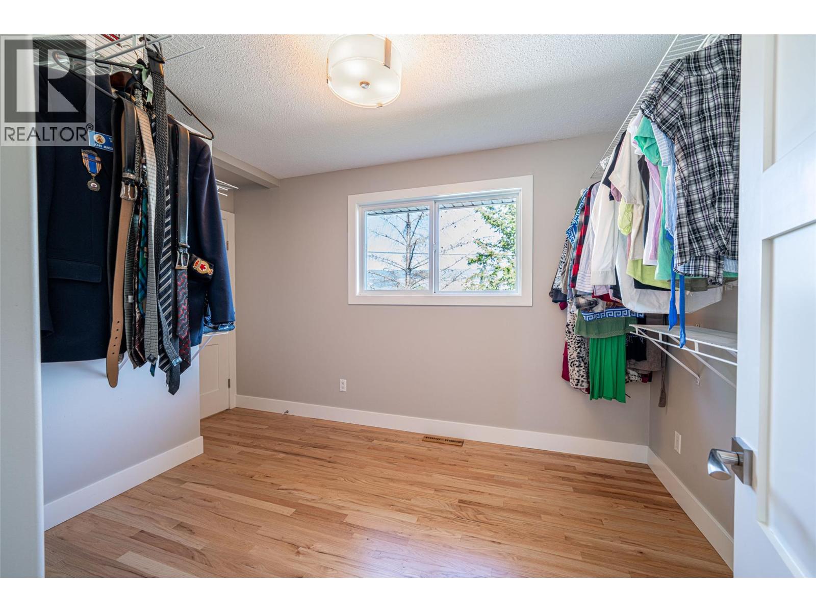  201 Mail Road, Kelowna