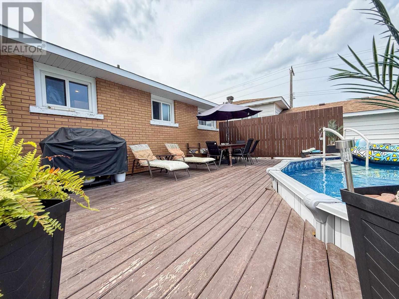 87 Murton AVE - 45