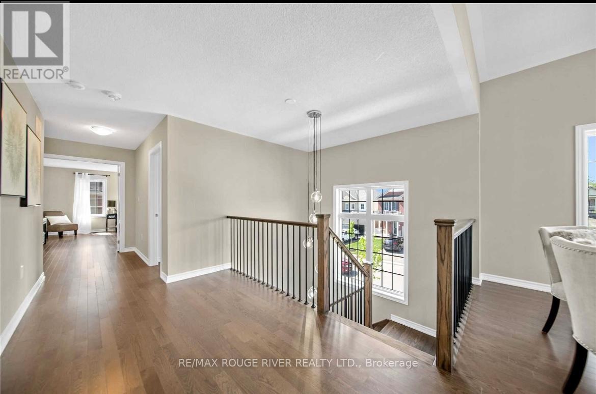 27 CROMBIE STREET - 16