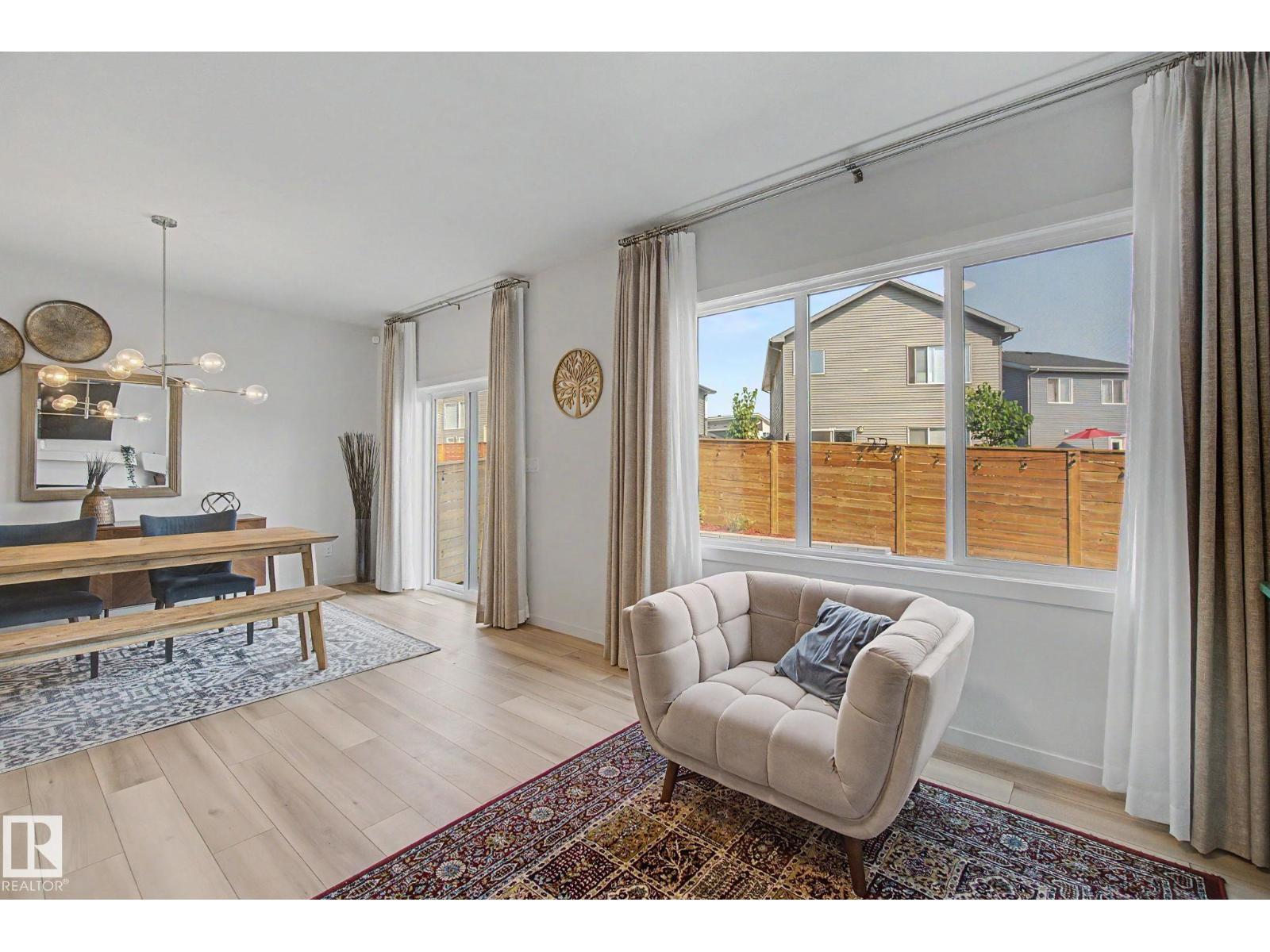 28 ROSEWOOD WY - Image 6