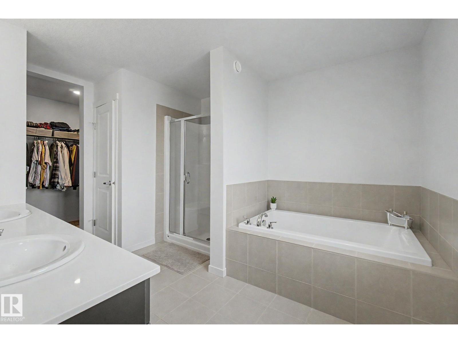 28 ROSEWOOD WY - Image 31