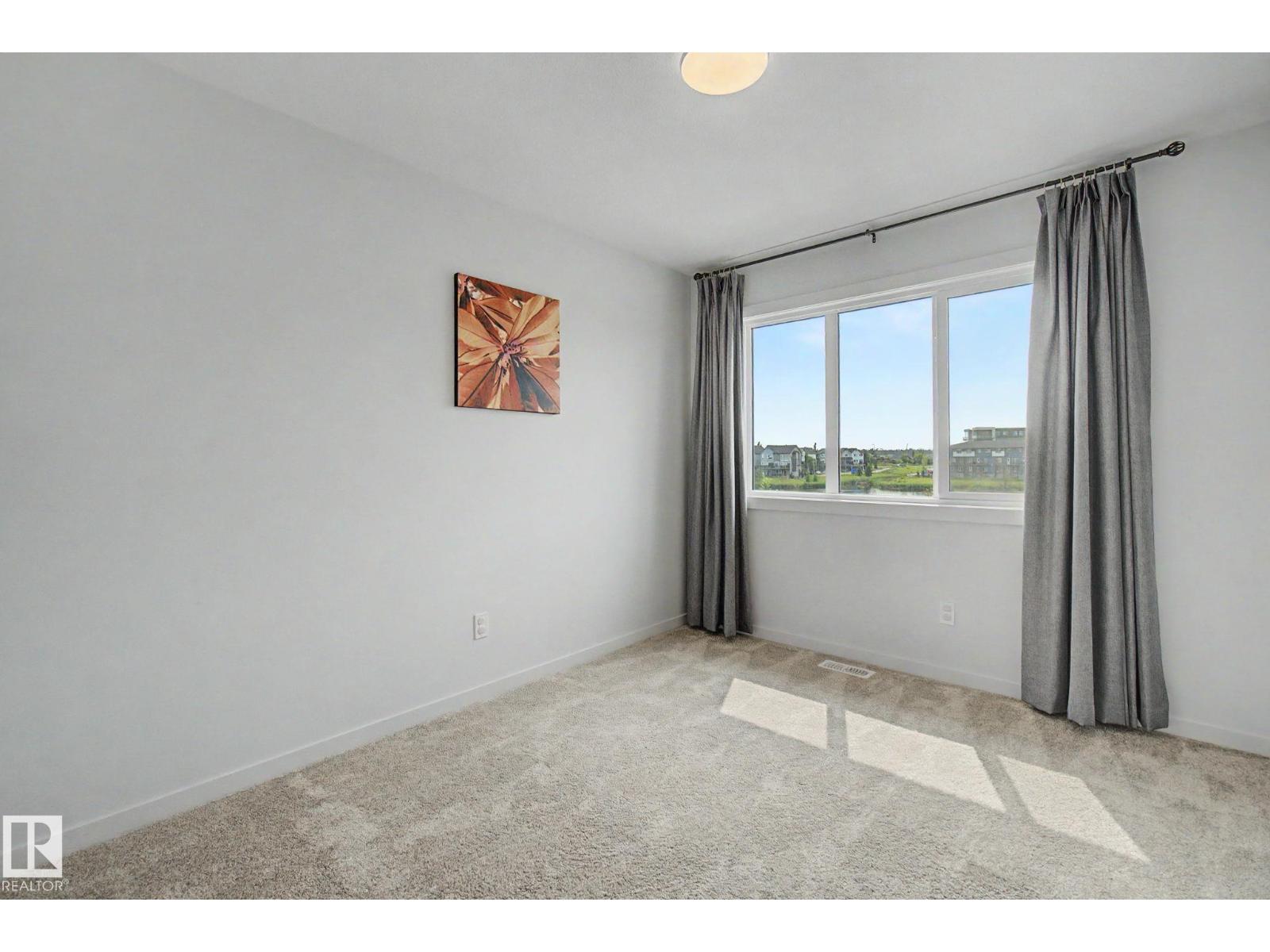 28 ROSEWOOD WY - 40