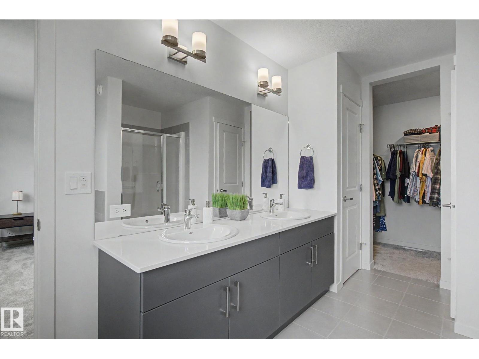28 ROSEWOOD WY - Image 32