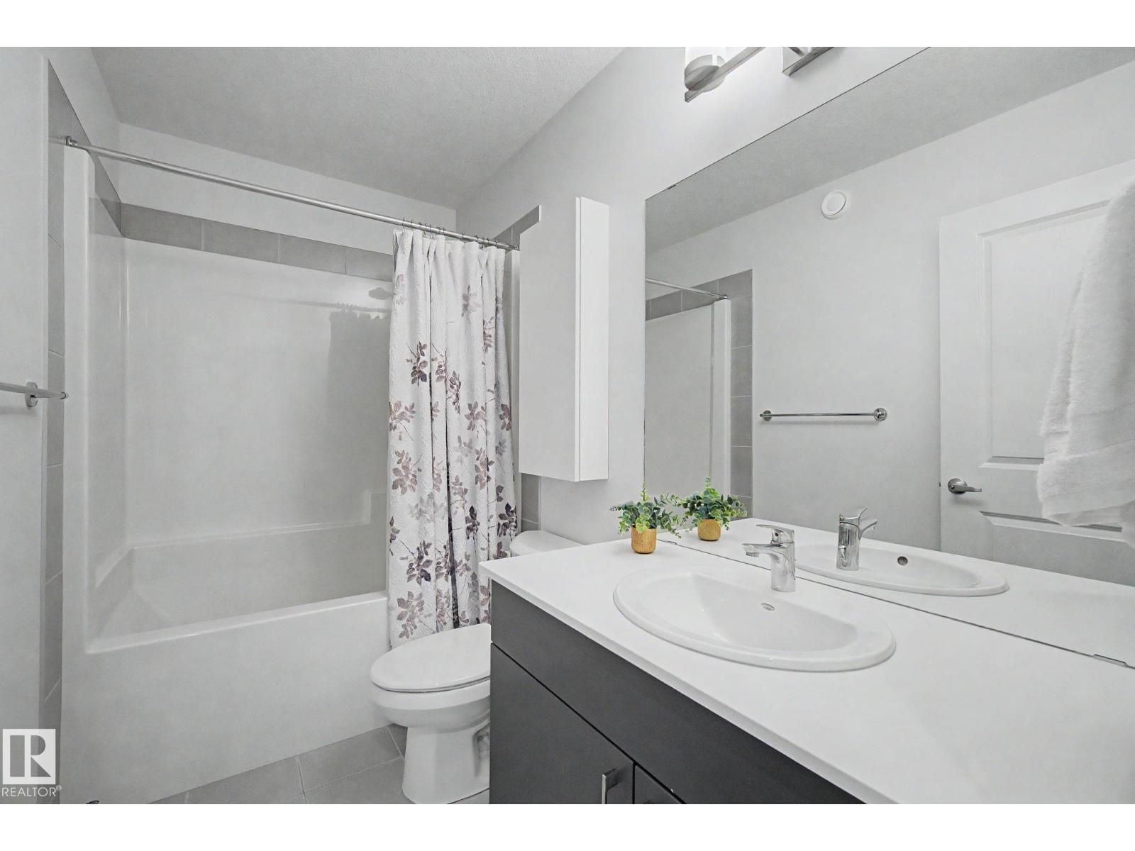 28 ROSEWOOD WY - 46