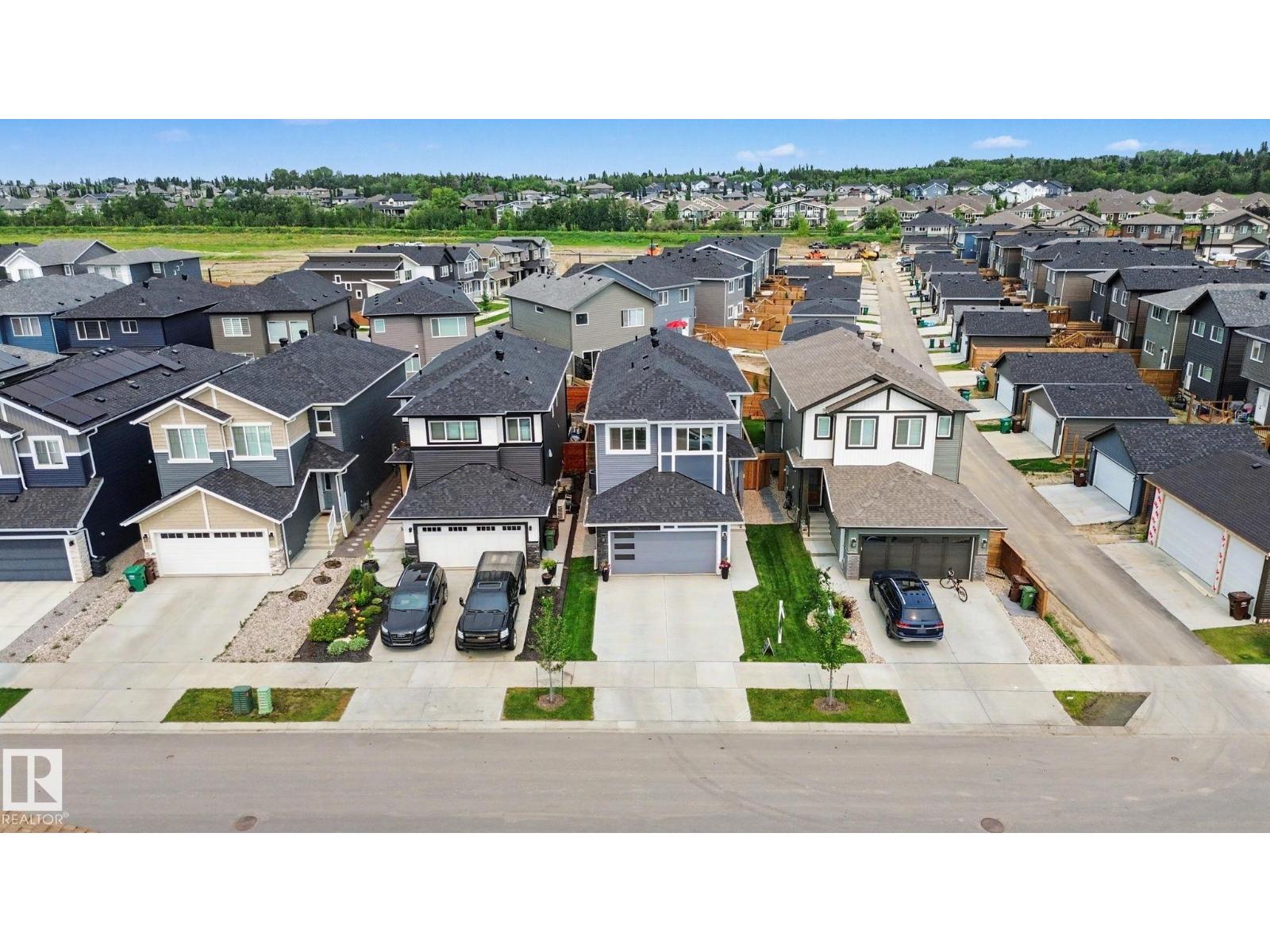28 ROSEWOOD WY - 2