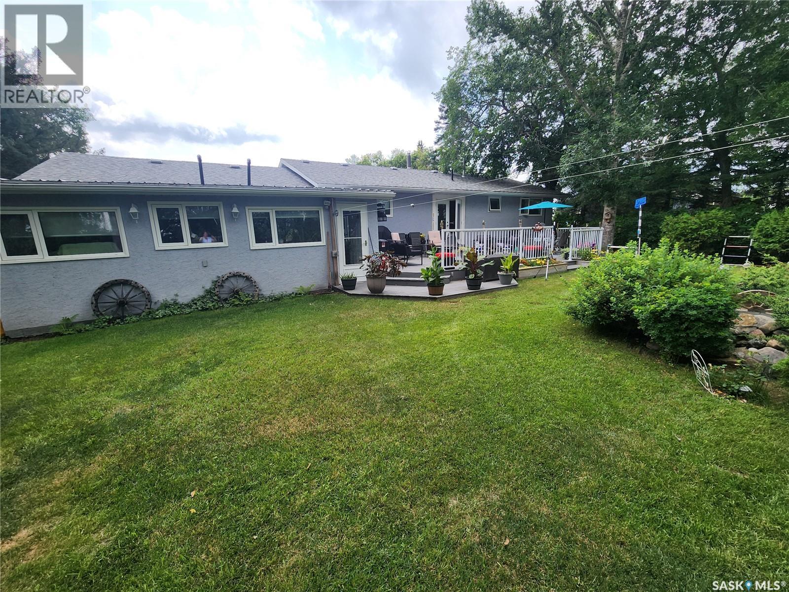 808 Assiniboia AVENUE - 31