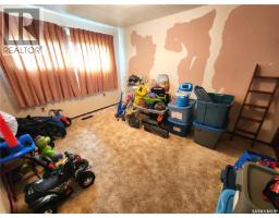 215 Menzies Street, North Portal, SK S0C1W0 Photo 14