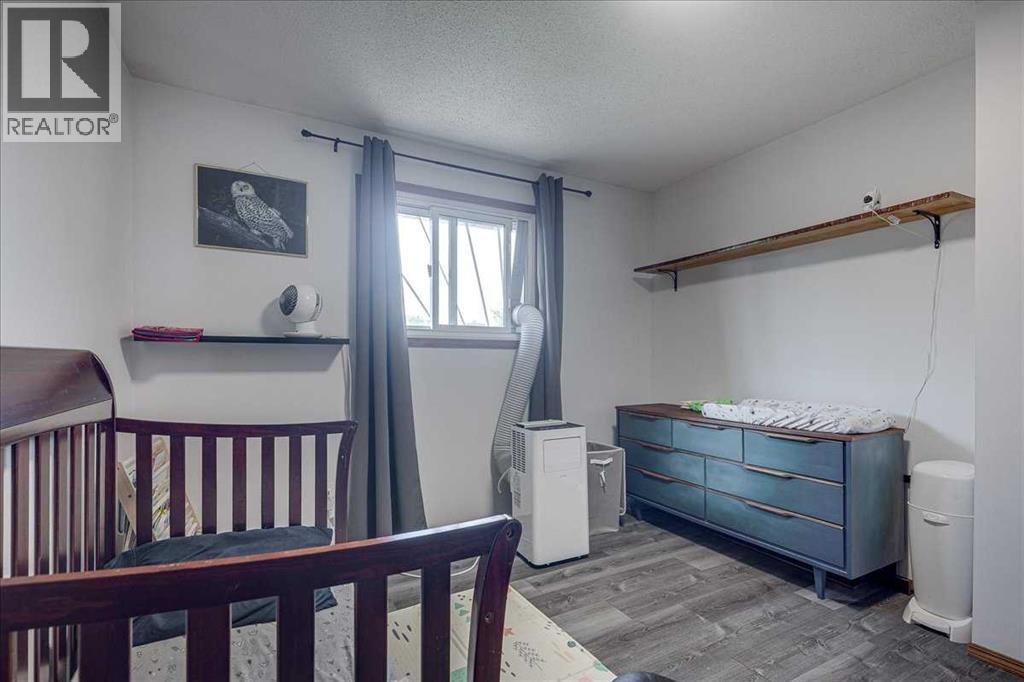 43 Oak Street - 18