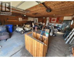 215 Menzies Street, North Portal, SK S0C1W0 Photo 23