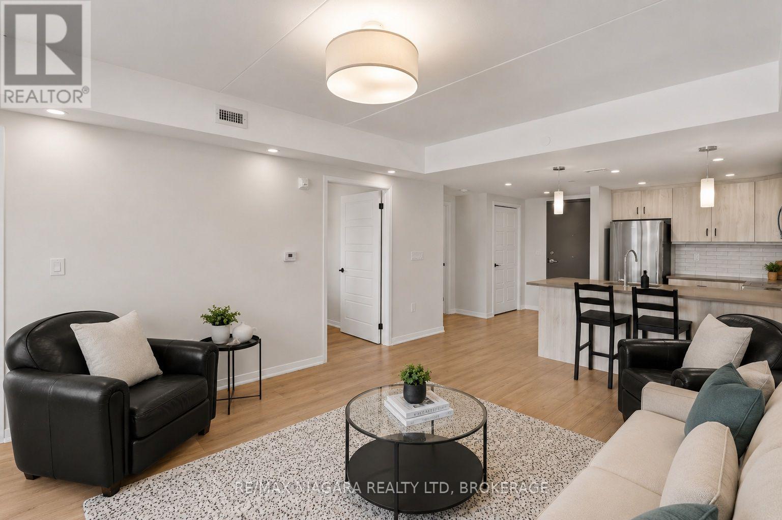 #206 3998 VICTORIA AVENUE - 11
