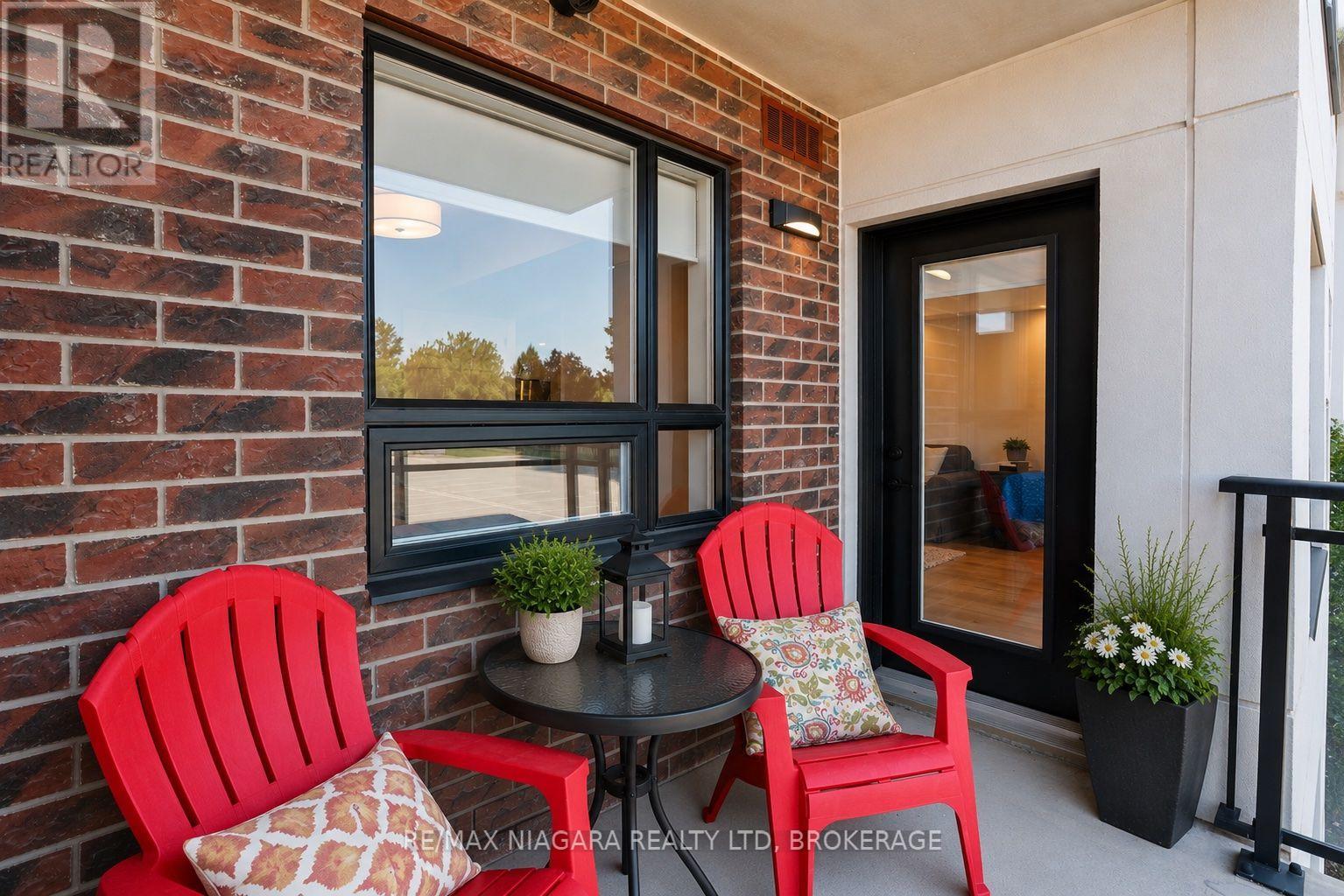#206 3998 VICTORIA AVENUE - 14