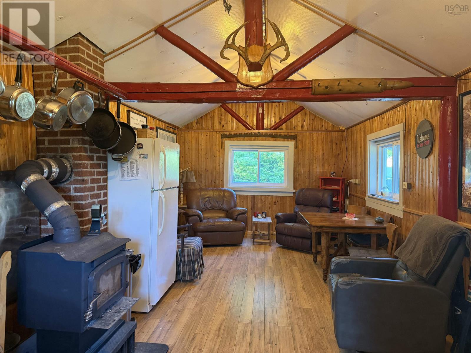 Property 7 of 48 of 1480 Gairloch Road