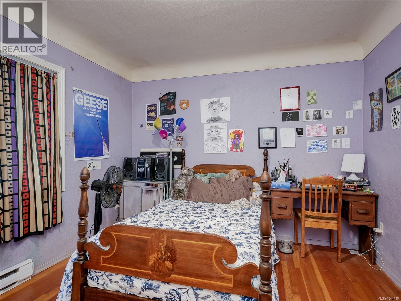  2607 Shelbourne Street, Victoria