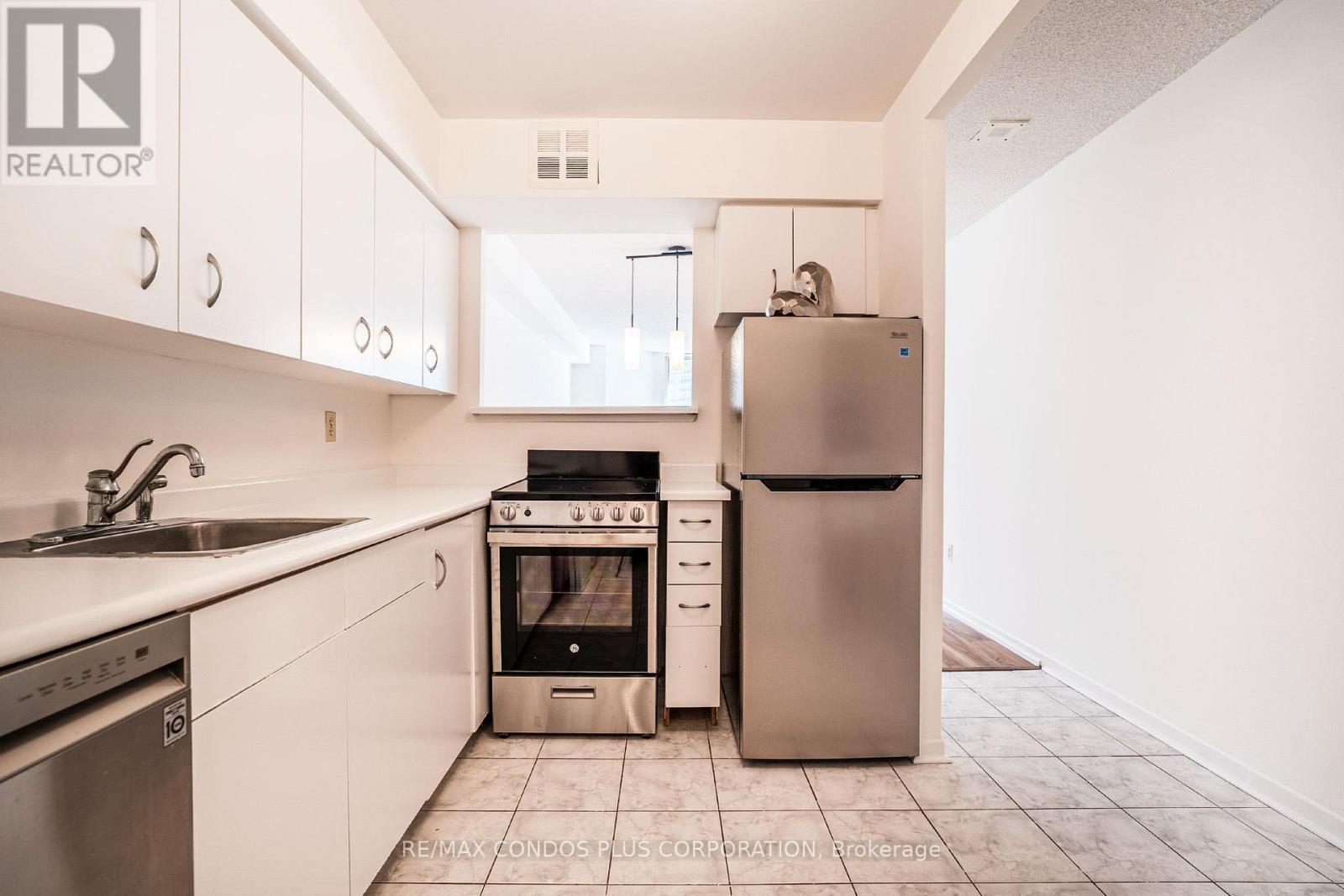#1811 44 ST JOSEPH STREET - 15
