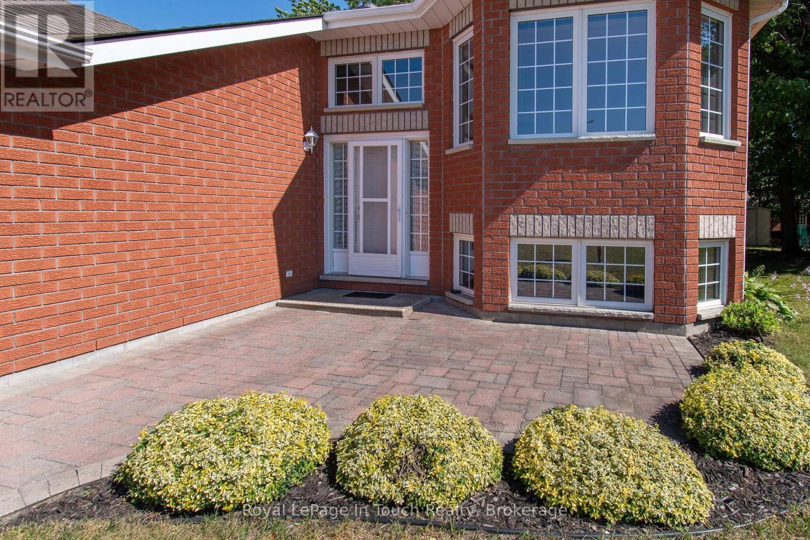 30 CHARLES STREET - 13