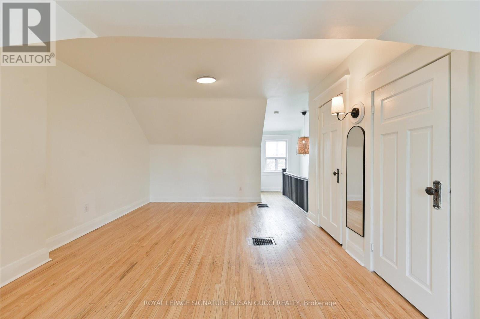 669 GREENWOOD AVENUE - 20