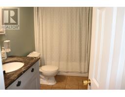 204 Main Road thumbnail 12