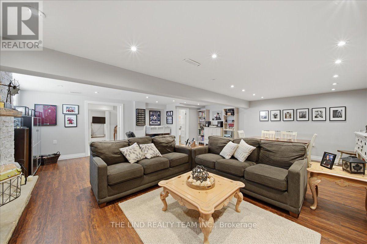 163 ORCHARD HEIGHTS BOULEVARD - 26