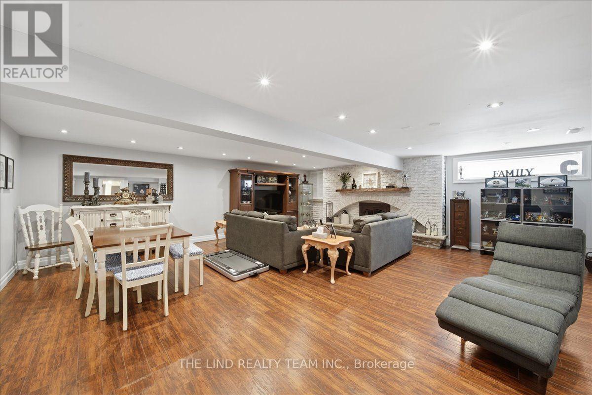 163 ORCHARD HEIGHTS BOULEVARD - 28